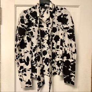 Who What Wear Floral Blouse Tie Neck